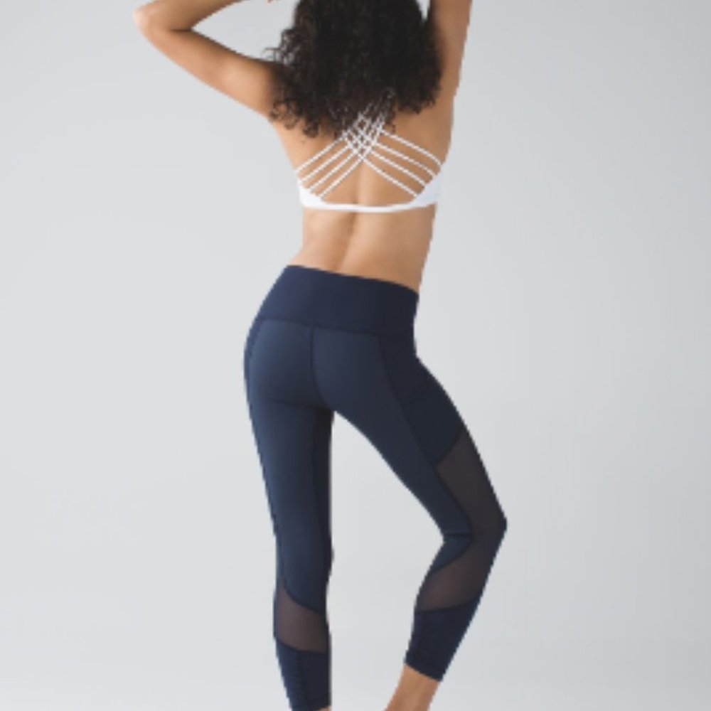 LULULEMON Seek The Heat Crop Mesh Size 10 Inkwell